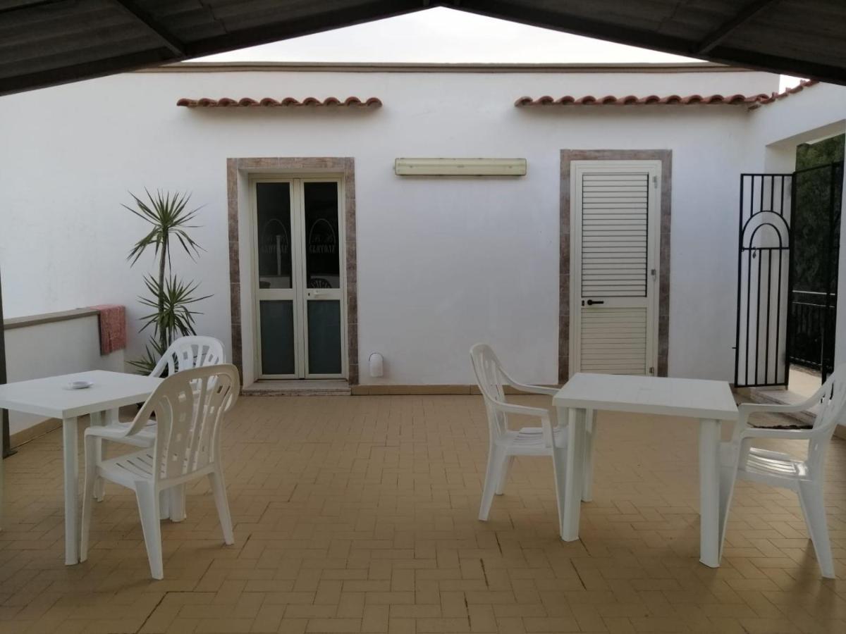 Sicilia Mare Hotel Porto Palo Buitenkant foto