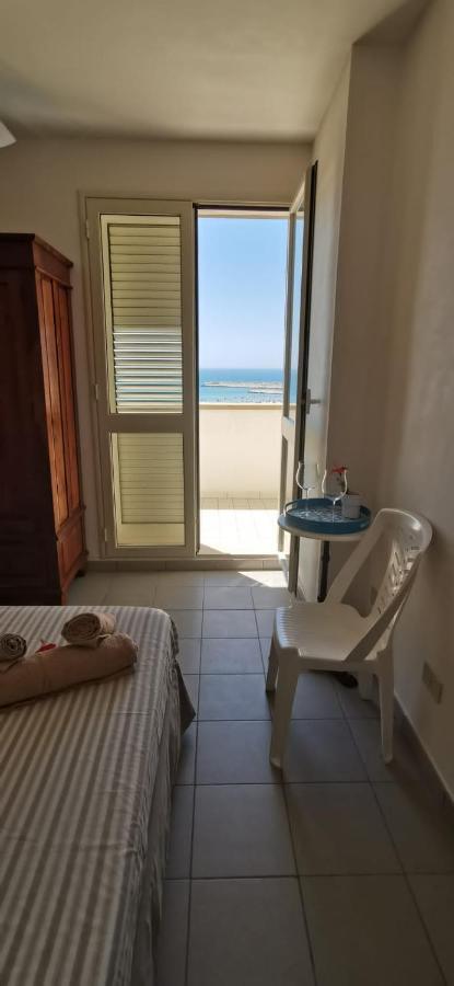 Sicilia Mare Hotel Porto Palo Buitenkant foto